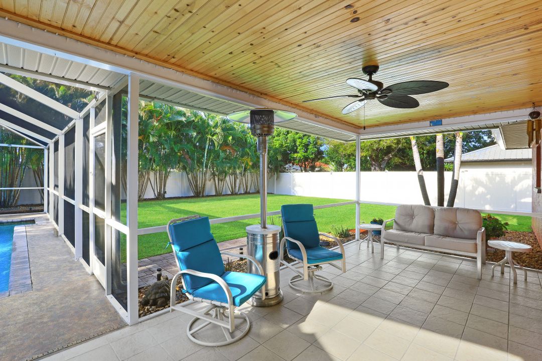 2208 Viscaya Pkwy, Cape Coral, FL 33990