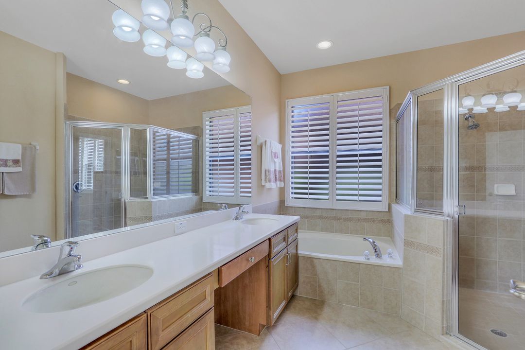 12168 Country Day Cir, Fort Myers, FL 33913