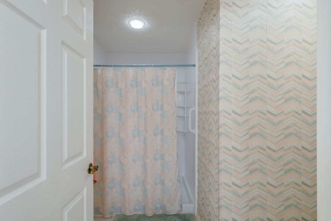 368 Woodshire Ln #B10, Naples, FL 34105