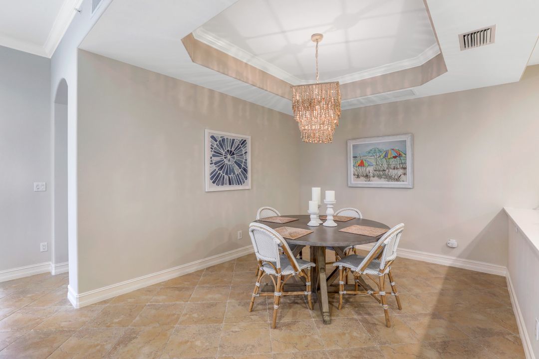 2882 Castillo Ct  #101, Naples, FL 34109