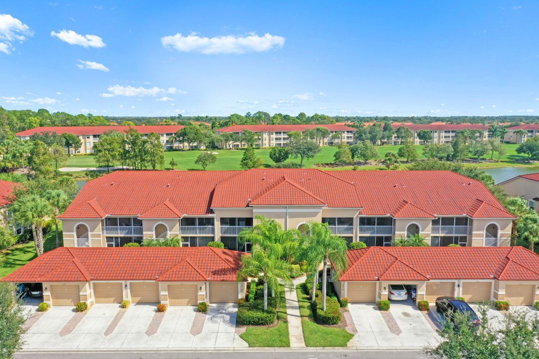 2870 Cypress Trace Cir #1712, Naples, FL 34119