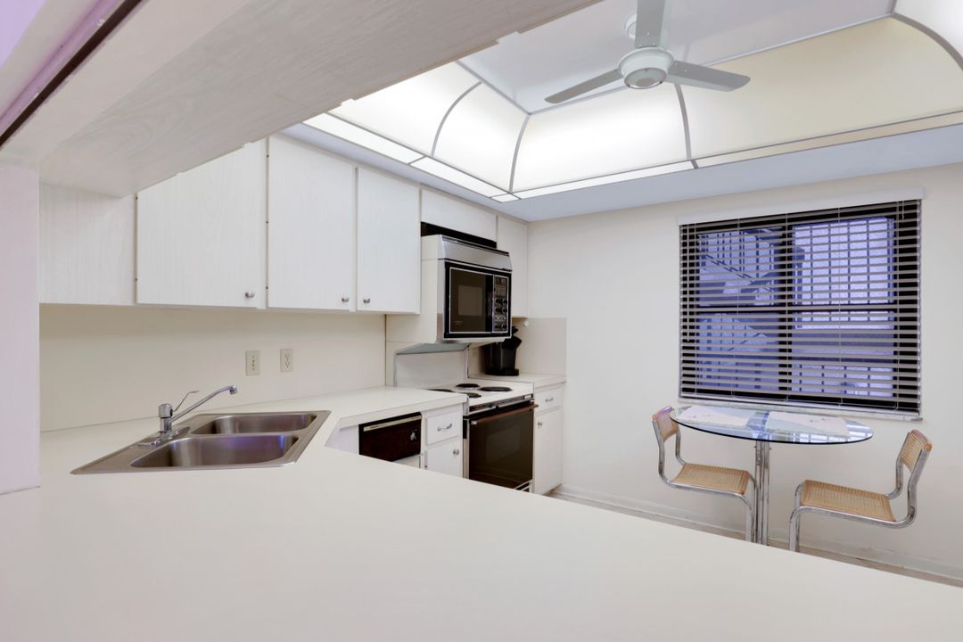 6080 Pelican Bay Blvd #201-A, Naples, FL 34108