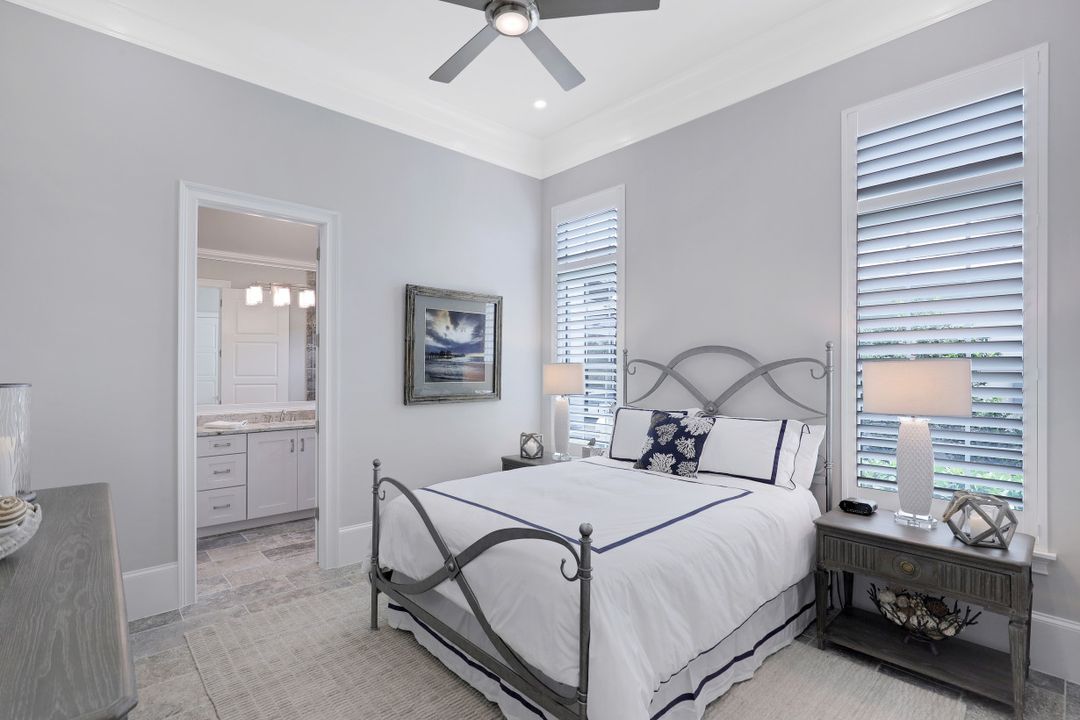 3243 Tavolara Ln, Naples, FL 34114