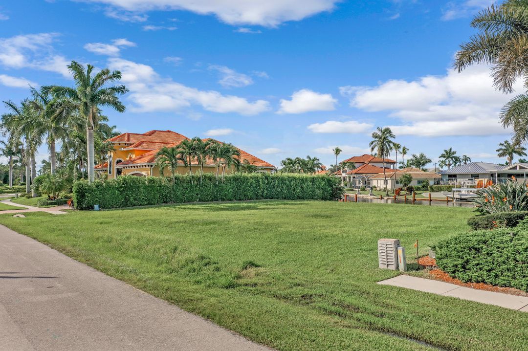 159 Dan River Ct, Marco Island, FL 34145