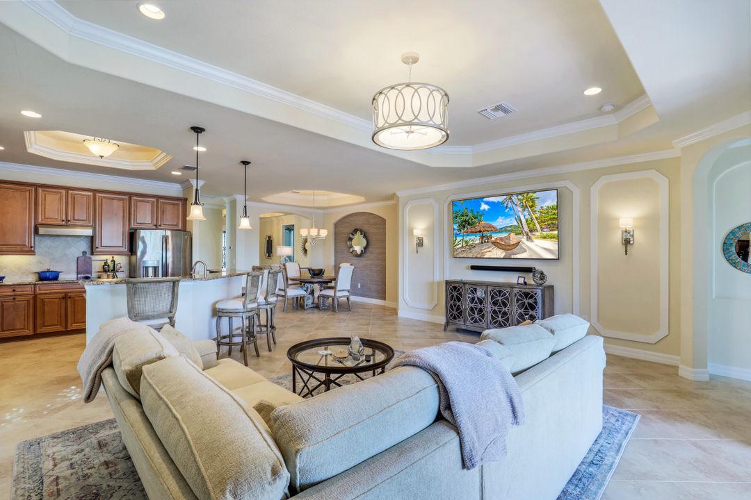 12672 Kinross Ln, Naples, FL 34120