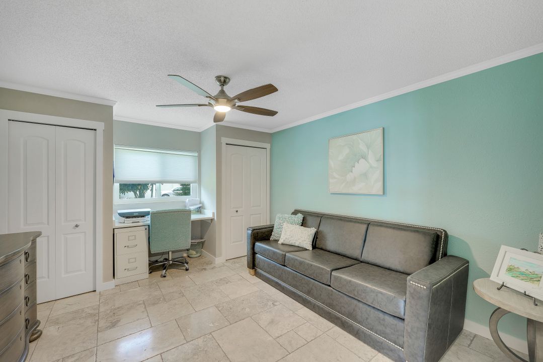 3735 SE 21st Pl, Cape Coral, FL 33904