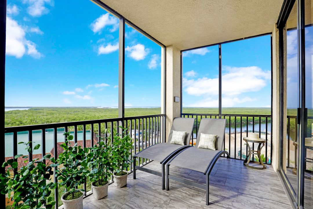 5781 Cape Harbour Dr #809, Cape Coral, FL 33914