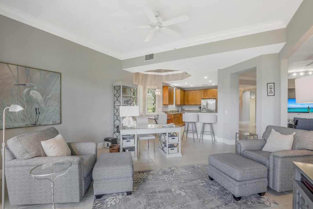 9206 Museo Cir #104, Naples, FL 34114