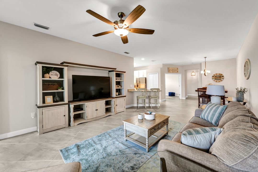 14000 Winding Cedar Wy, Fort Myers, FL 33913