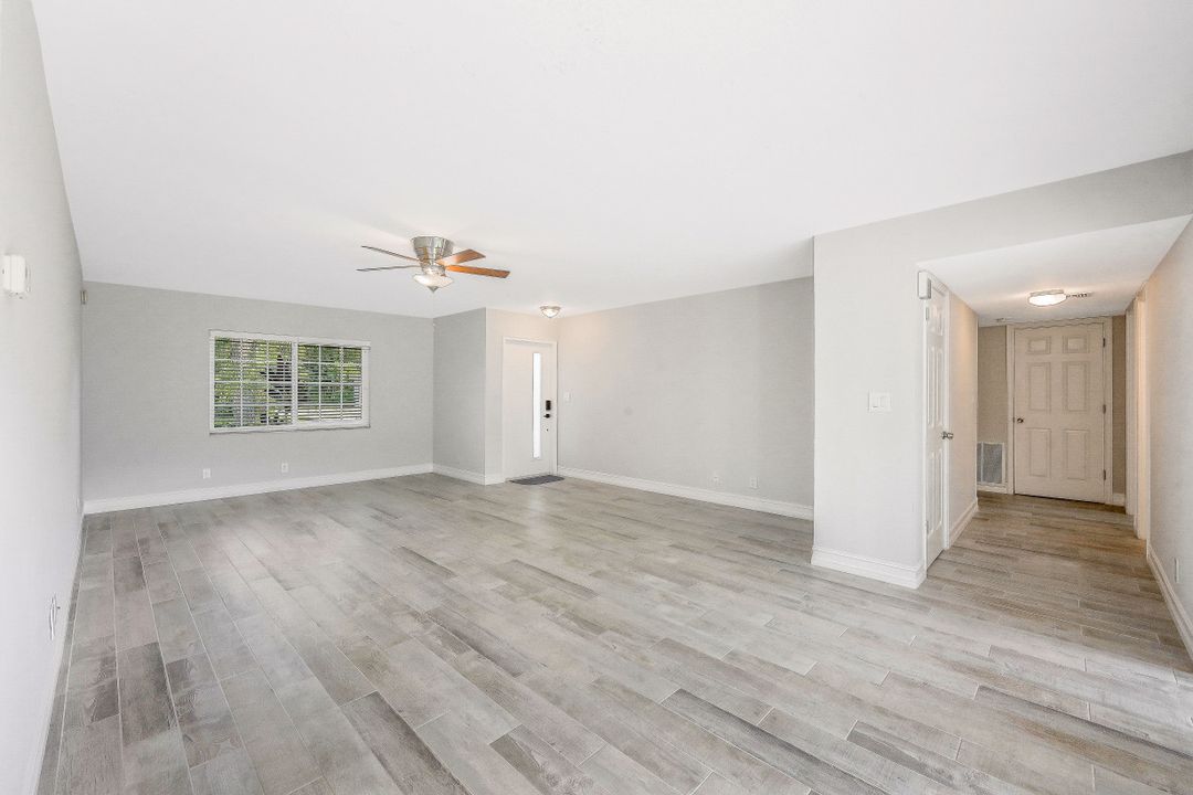 4760 West Blvd #F-102, Naples, FL 34103