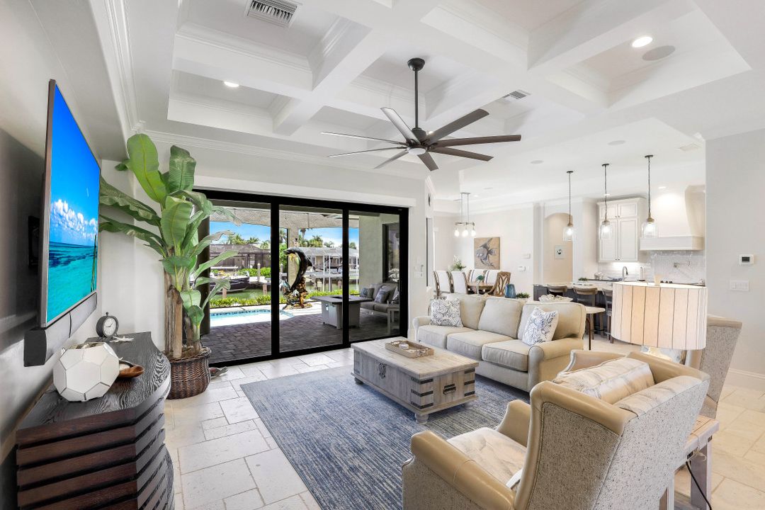 842 Elm Ct, Marco Island, FL 34145