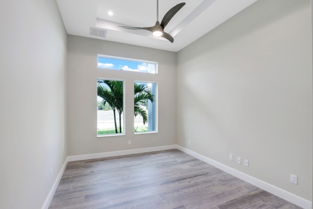 2833 NW 41st Ave, Cape Coral, FL 33993