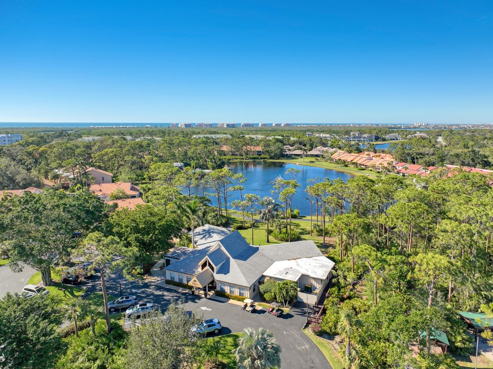 325 Bay Forest Dr #201, Naples, FL 34110