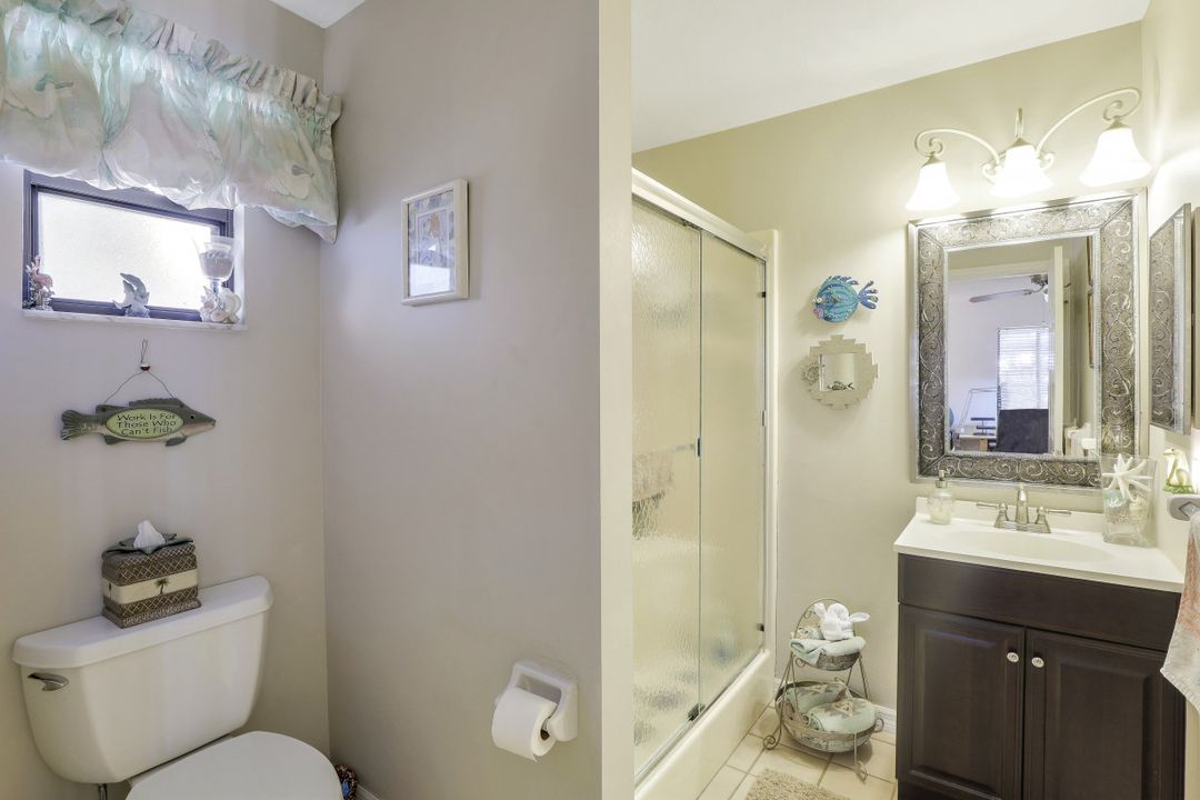 5223 SW 11th Pl, Cape Coral, FL 33914