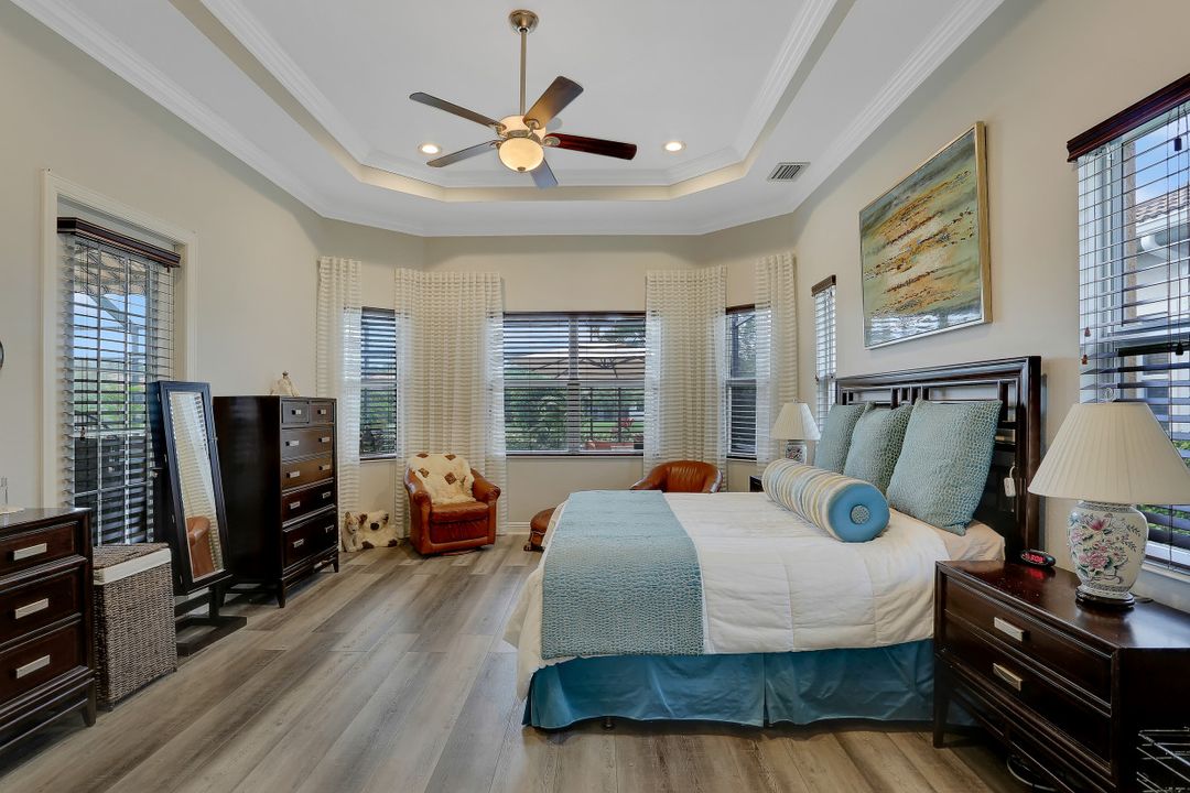 10256 Avonleigh Dr, Bonita Springs, FL 34135