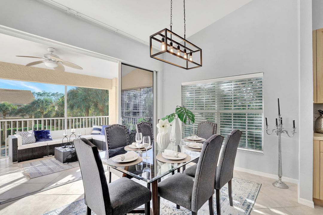 6325 Lexington Ct, Naples, FL 34110