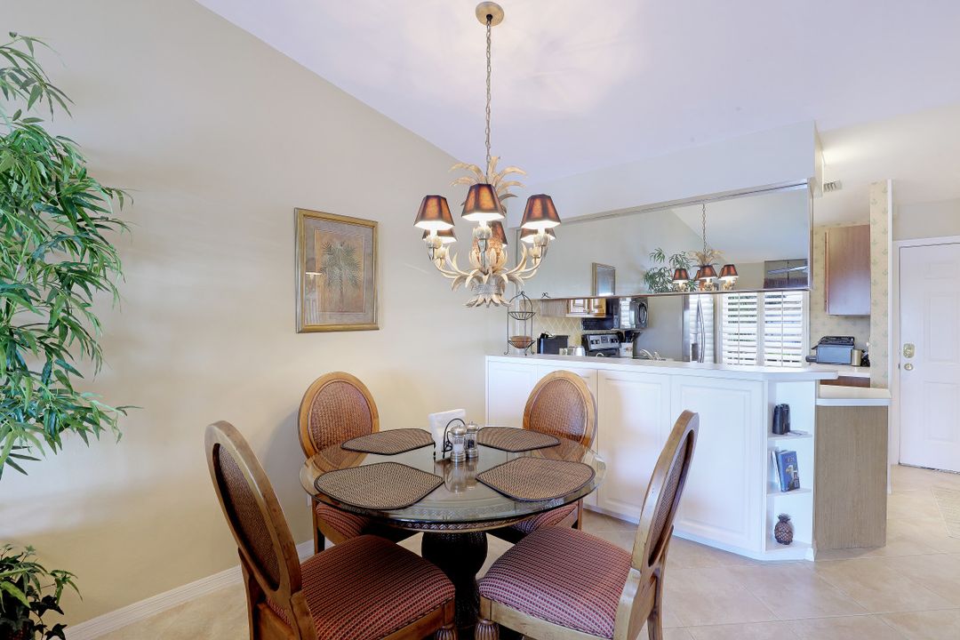 1045 Mainsail Dr #413, Naples, FL 34114