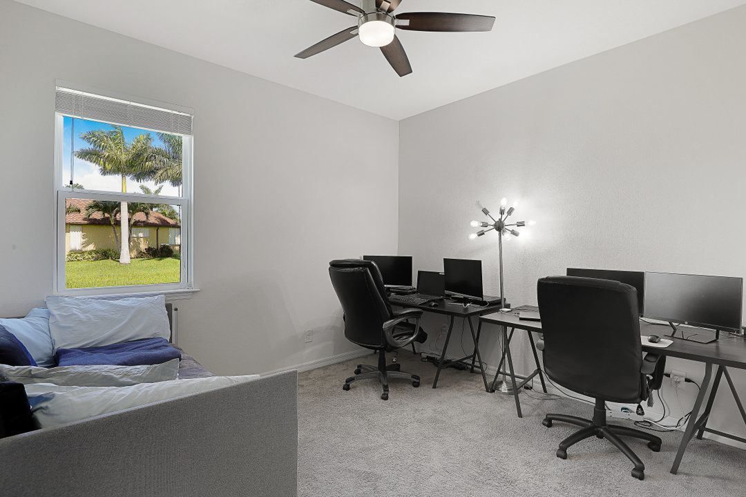 3328 NW 9th Terrace, Cape Coral, FL 33993