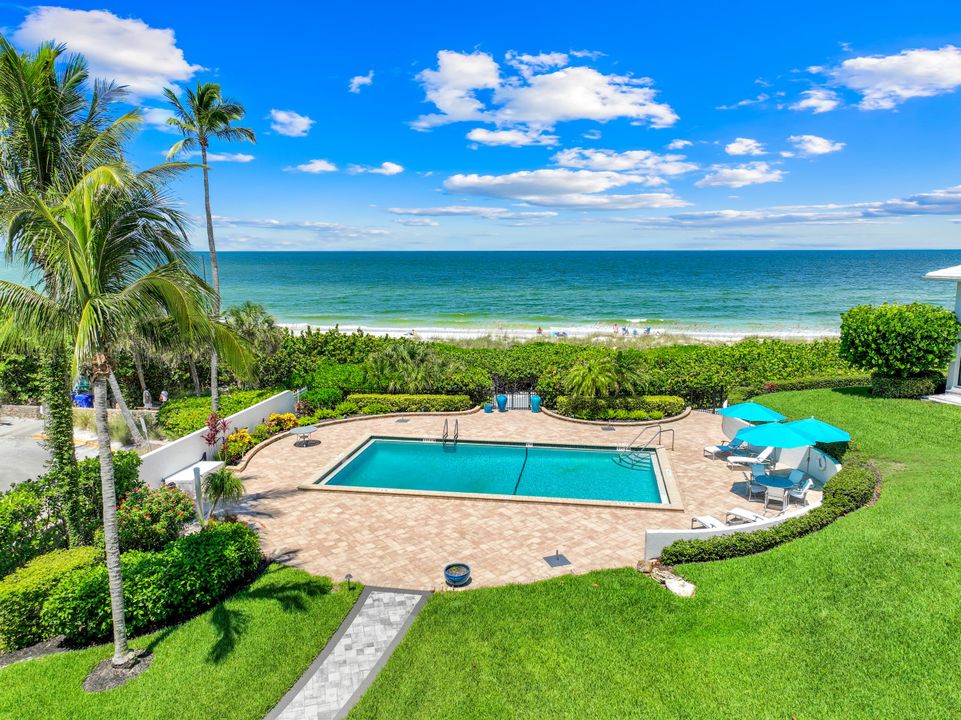 2701 Gulf Shore Blvd N, Villa #3, Naples, FL 34103