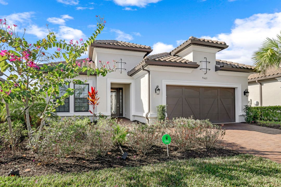 9403 Montelanico Loop, Naples, FL 34119