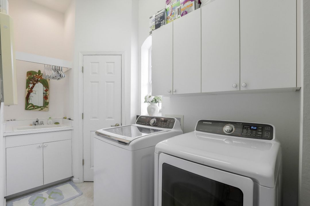 10095 Valiant Ct #201, Miromar Lakes, FL 33913