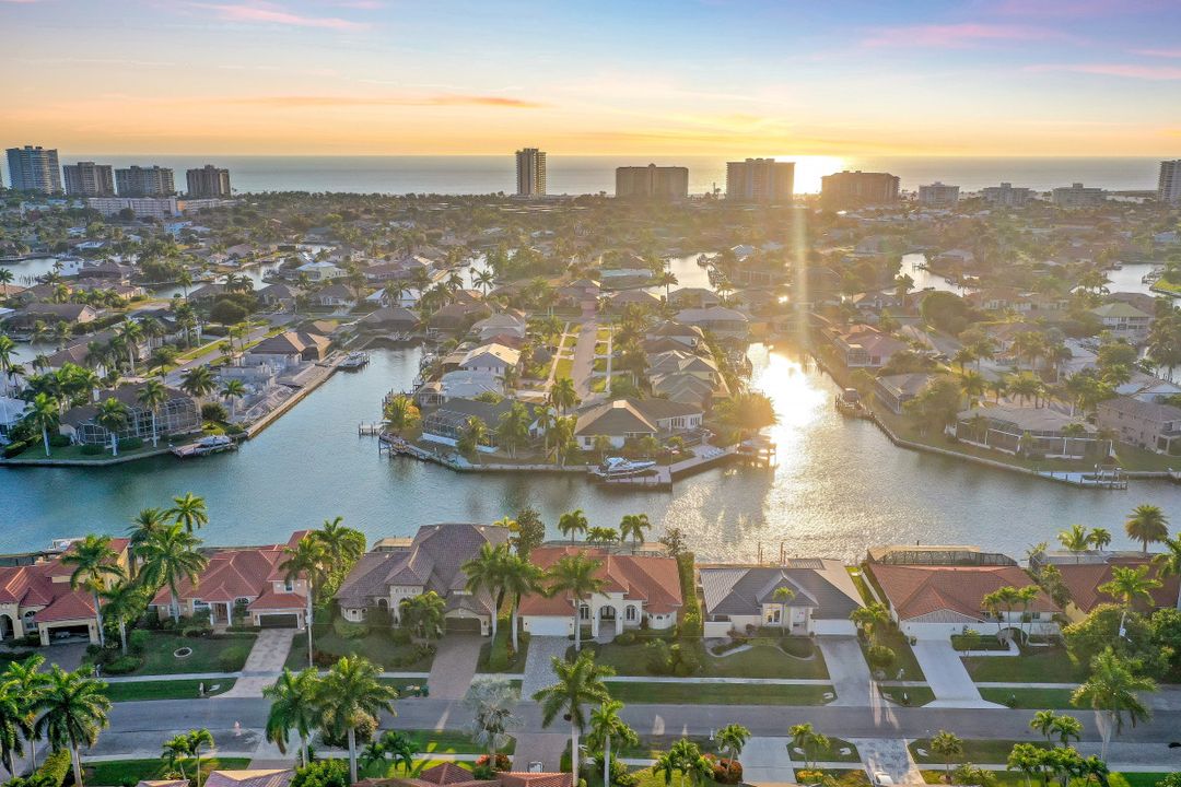 268 Edgewater Ct, Marco Island, FL 34145