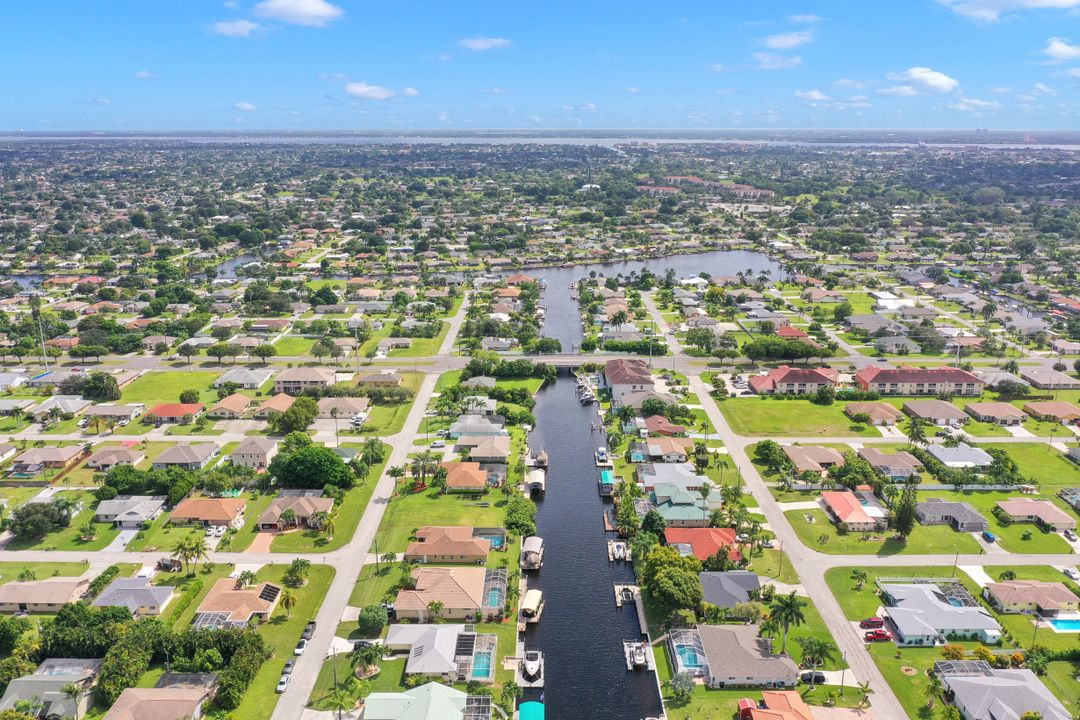 136 SW 38th Terrace, Cape Coral, FL 33914