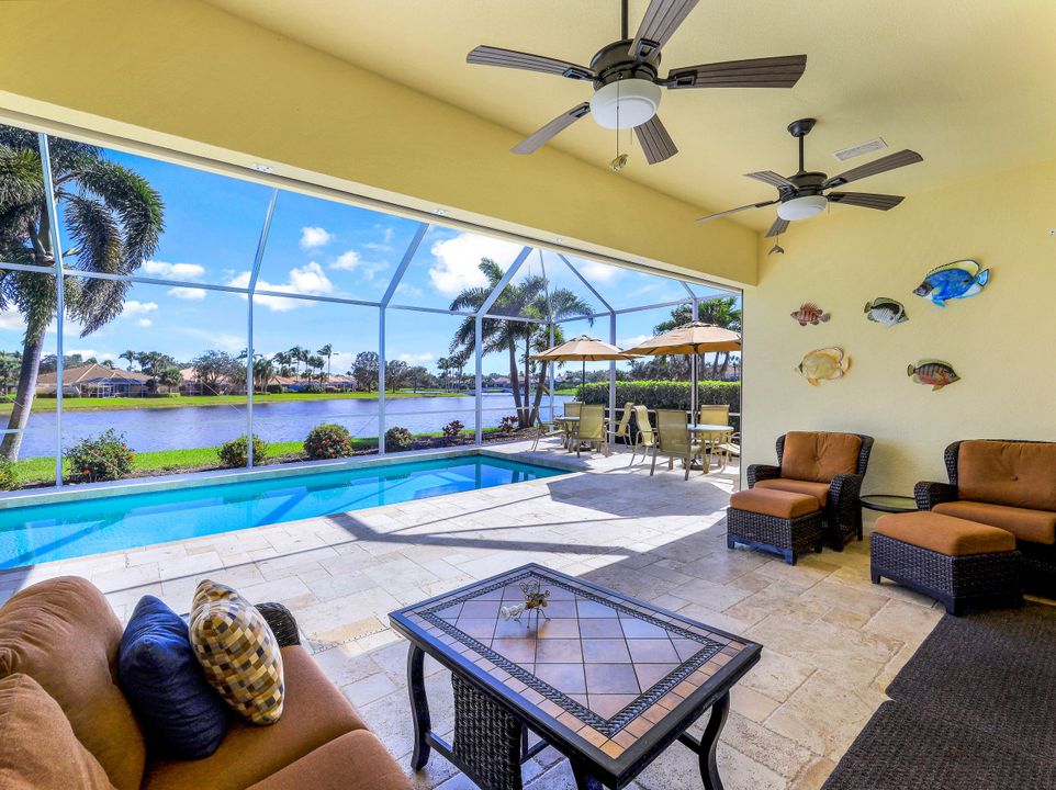 4334 Queen Elizabeth Way, Naples, FL 34119