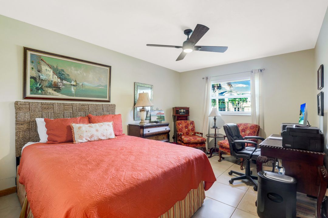 27011 Homewood Dr, Bonita Springs, FL 34135