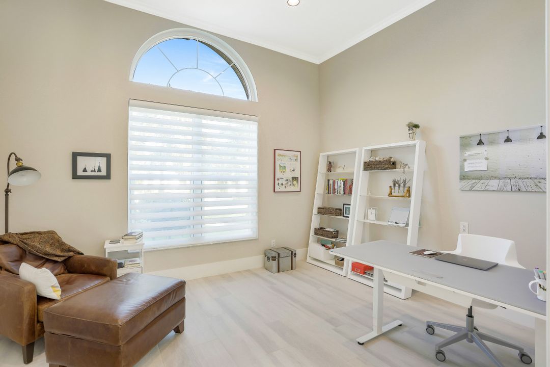 3371 Creekview Dr, Bonita Springs, FL 34134