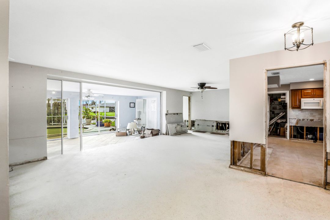 138 SW 51st Terrace, Cape Coral, FL 33914