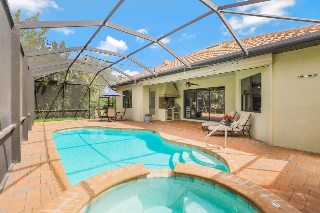 28520 Longford Ct, Bonita Springs, FL 34135