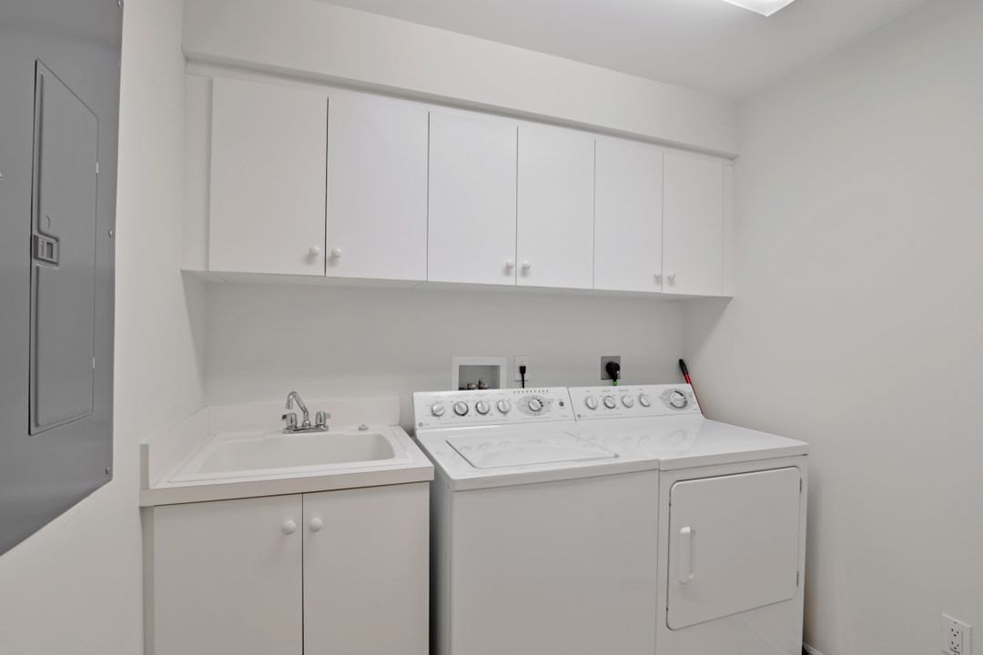 1001 Arbor Lake Dr #303, Naples, FL 34110