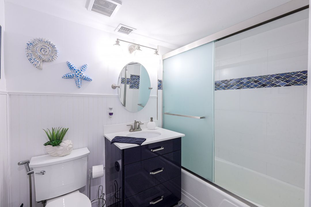 1 Bluebill Ave #803, Naples, FL 34108