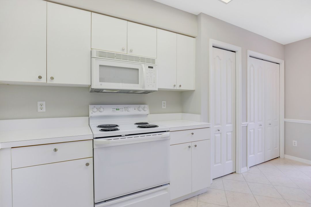 26200 Clarkston Dr #102, Bonita Springs, FL 34135