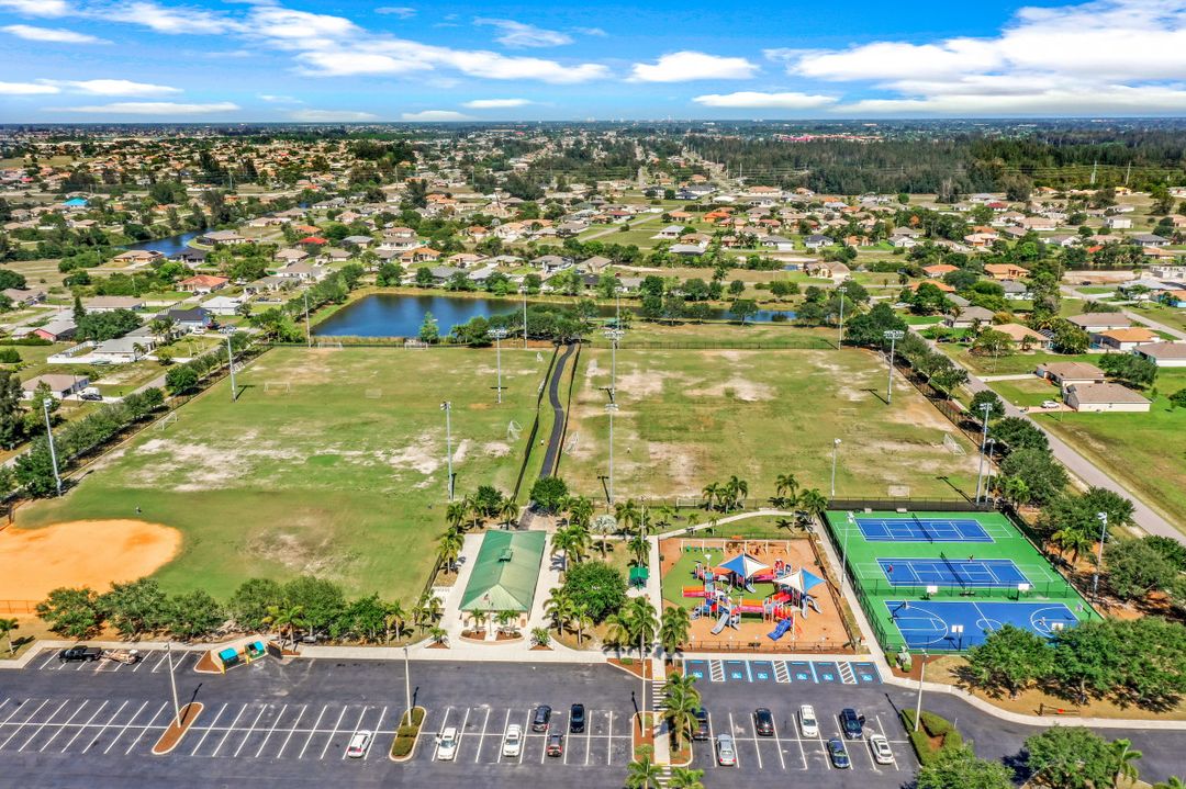 2105 NW 3rd Terrace, Cape Coral, FL 33993