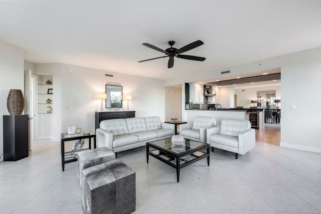275 Indies Way #601, Naples, FL 34110