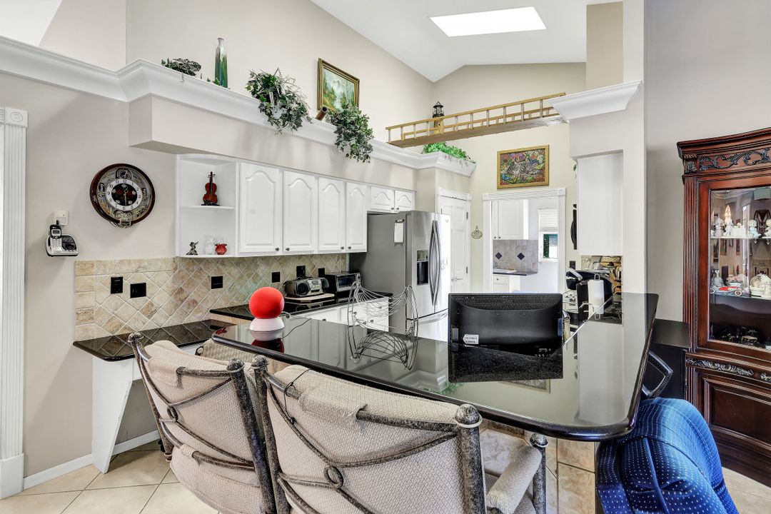 131 Plantation Cir, Naples, FL 34104