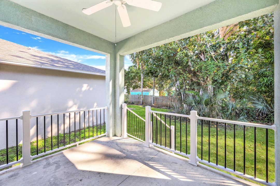 10004 Connecticut St, Bonita Springs, FL 34135