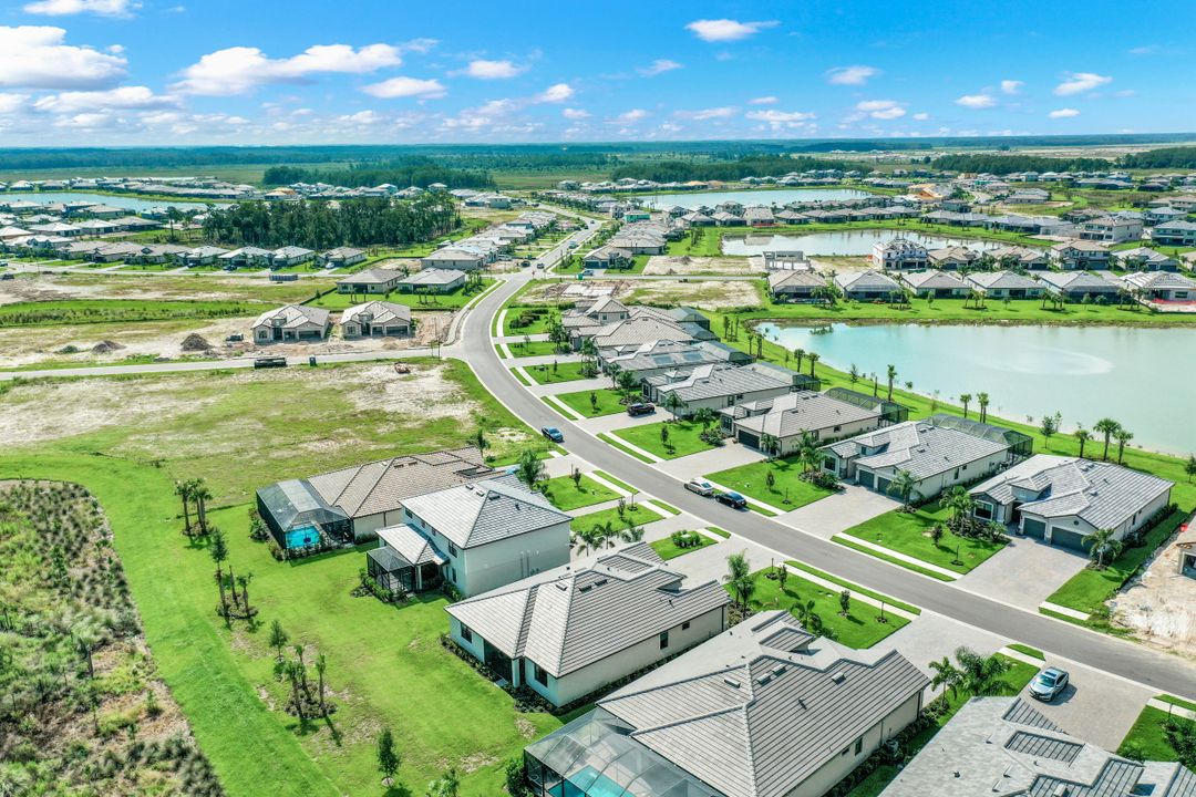 19732 Beechcrest Pl, Estero, FL 33913