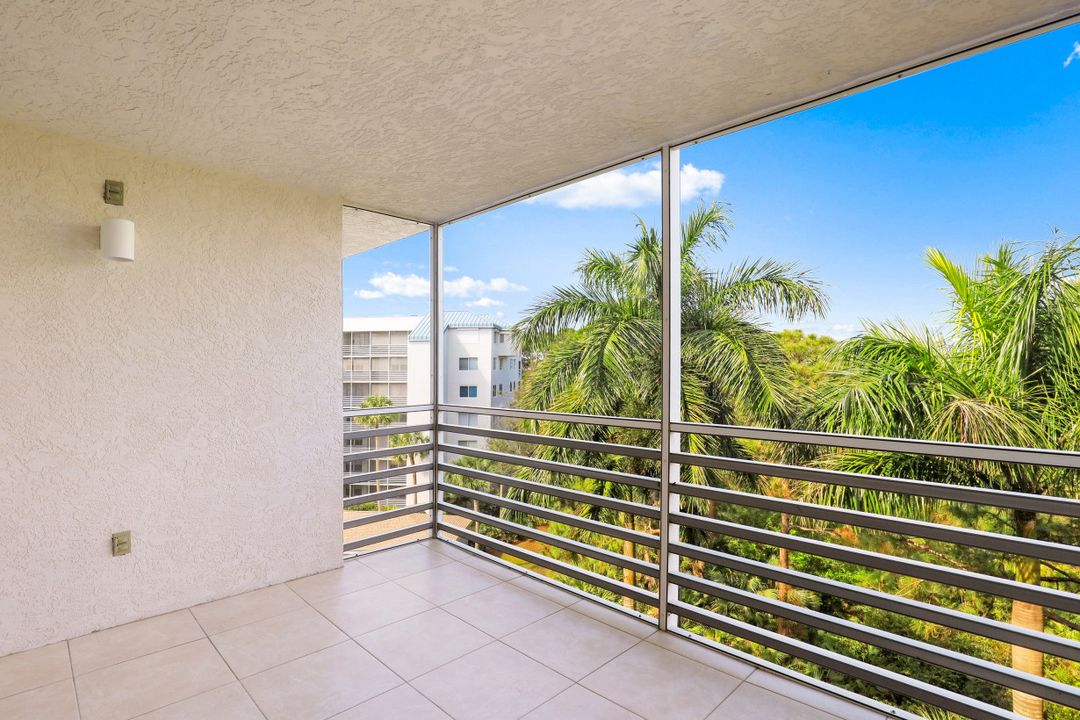 285 Naples Cove Dr #1604, Naples, FL 34110