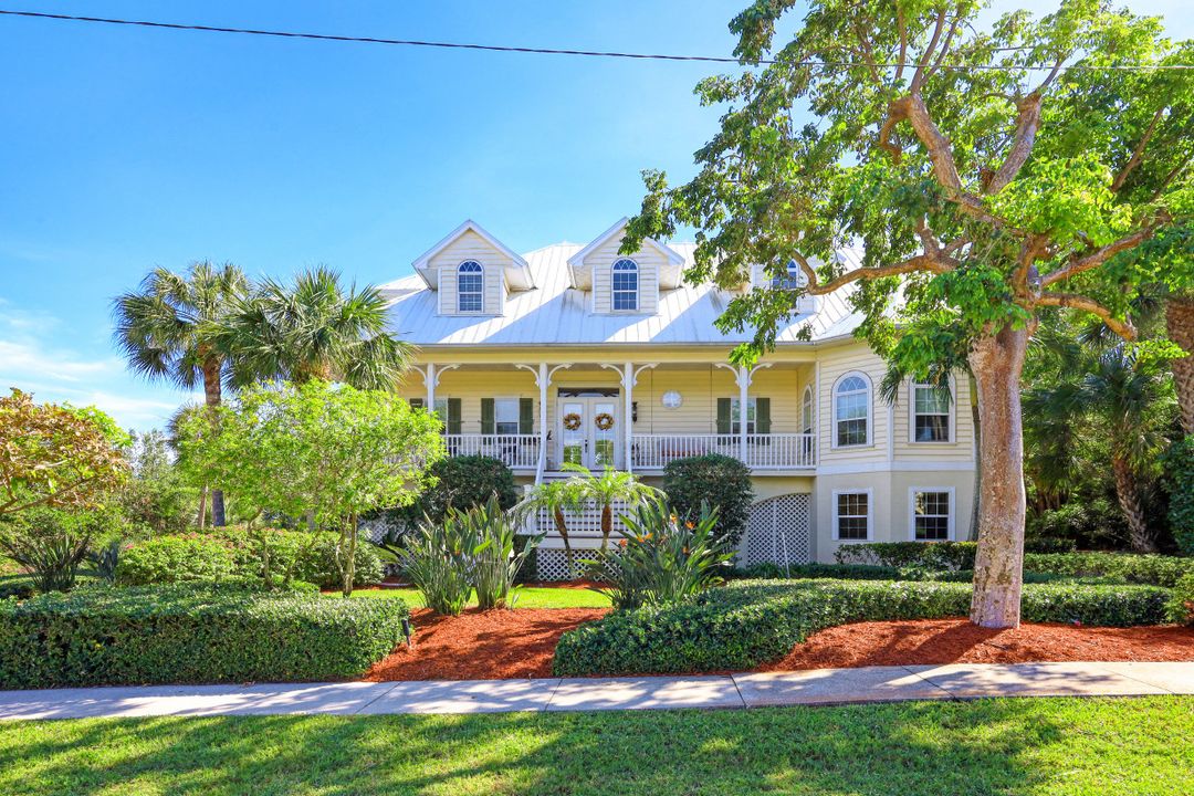 1811 Dade Ct, Marco Island, FL 34145