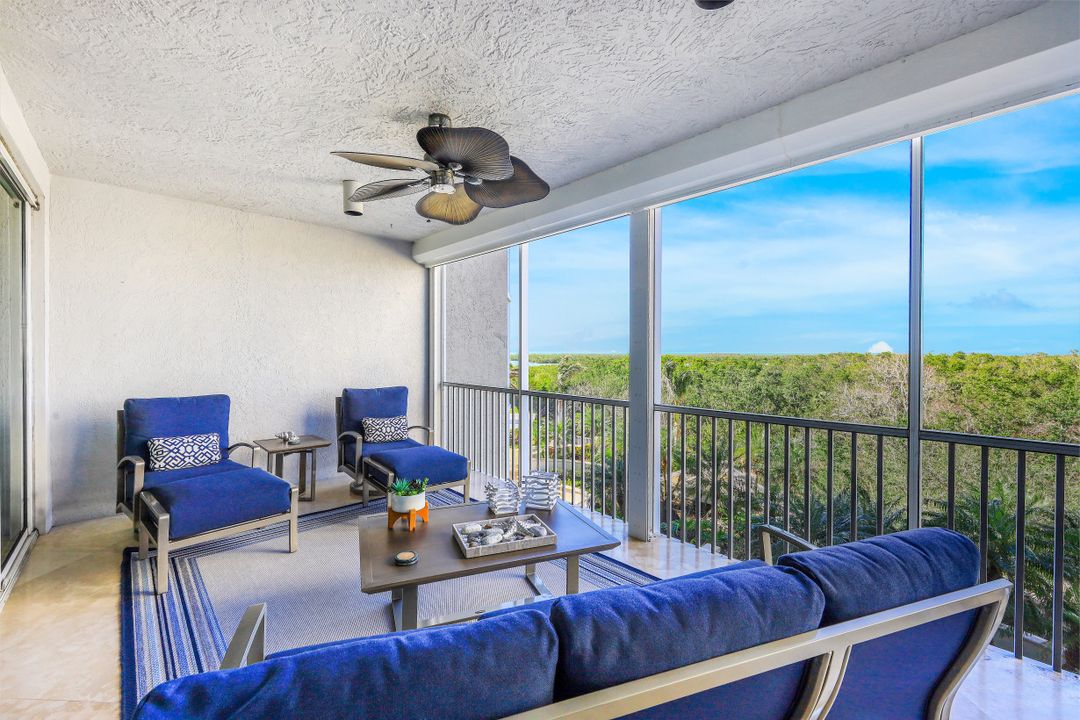 275 Indies Way #505, Naples, FL 34110