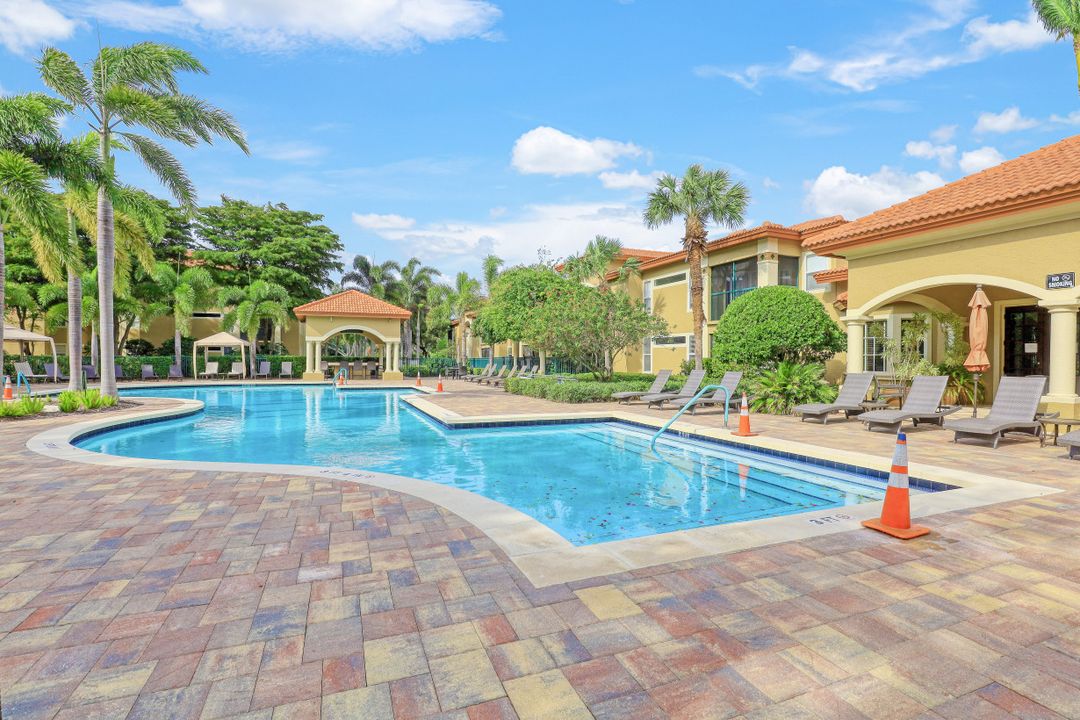 8920 Colonnades Ct E, Bonita Springs, FL 34135