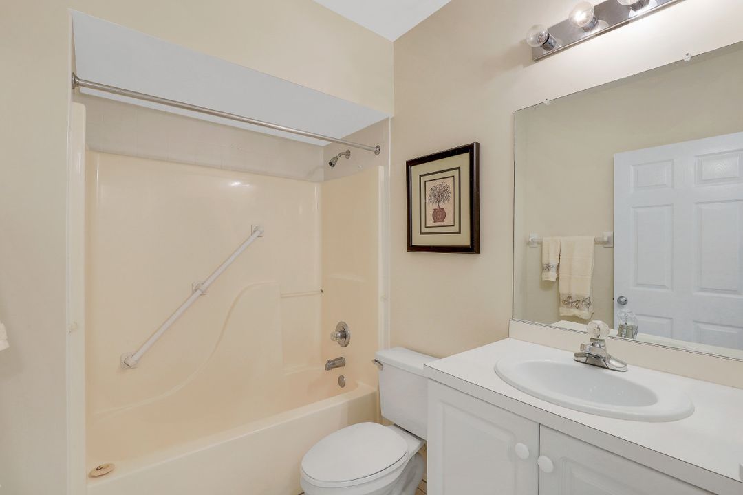 14901 Park Lake Dr #101, Fort Myers, FL 33919