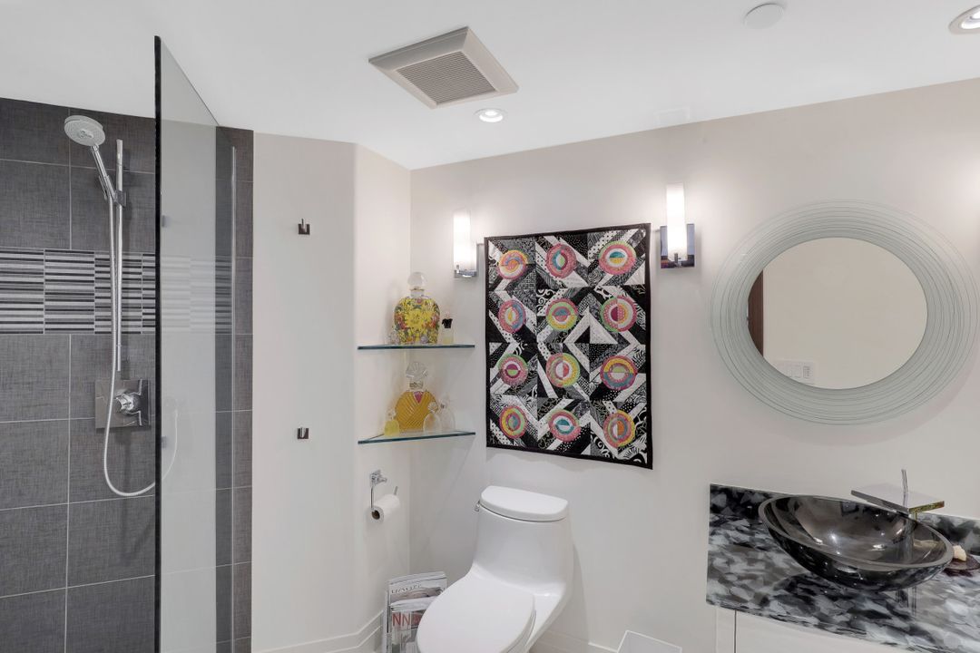 7515 Pelican Bay Blvd #21C, Naples, FL 34108