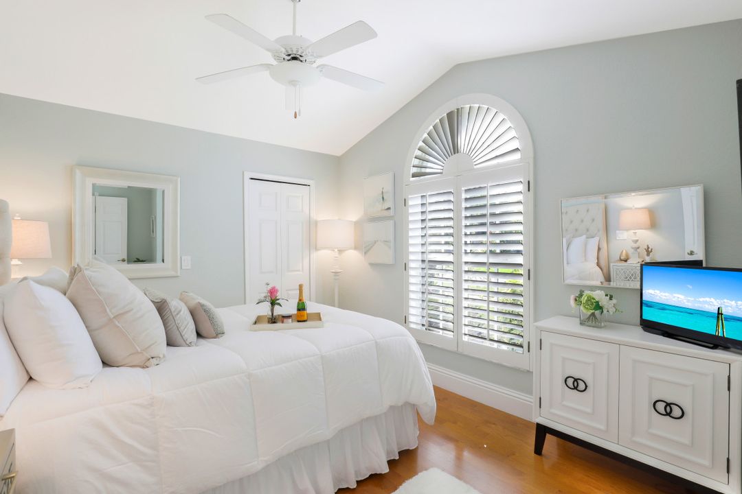 7008 Burnt Sienna Cir, Naples, FL 34109