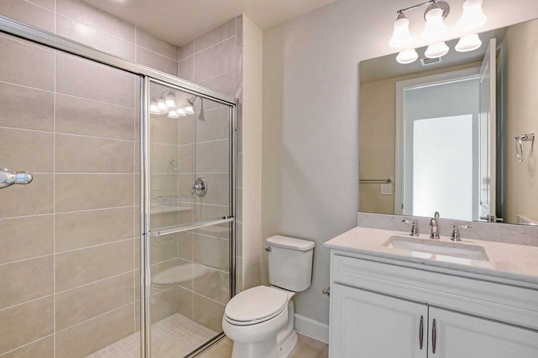 9547 Curlew Dr, Naples, FL 34120