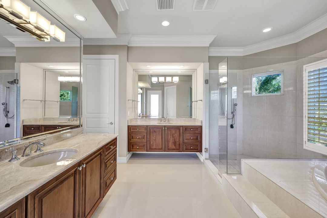 1061 E Inlet Dr, Marco Island, FL 34145