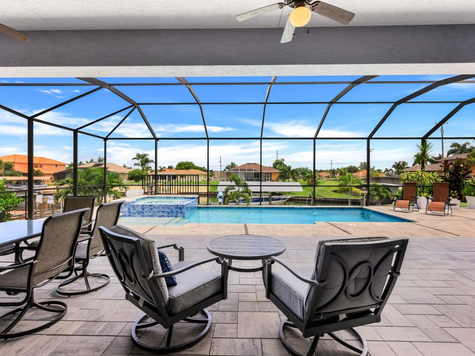 2103 SW 52nd St, Cape Coral, FL 33914